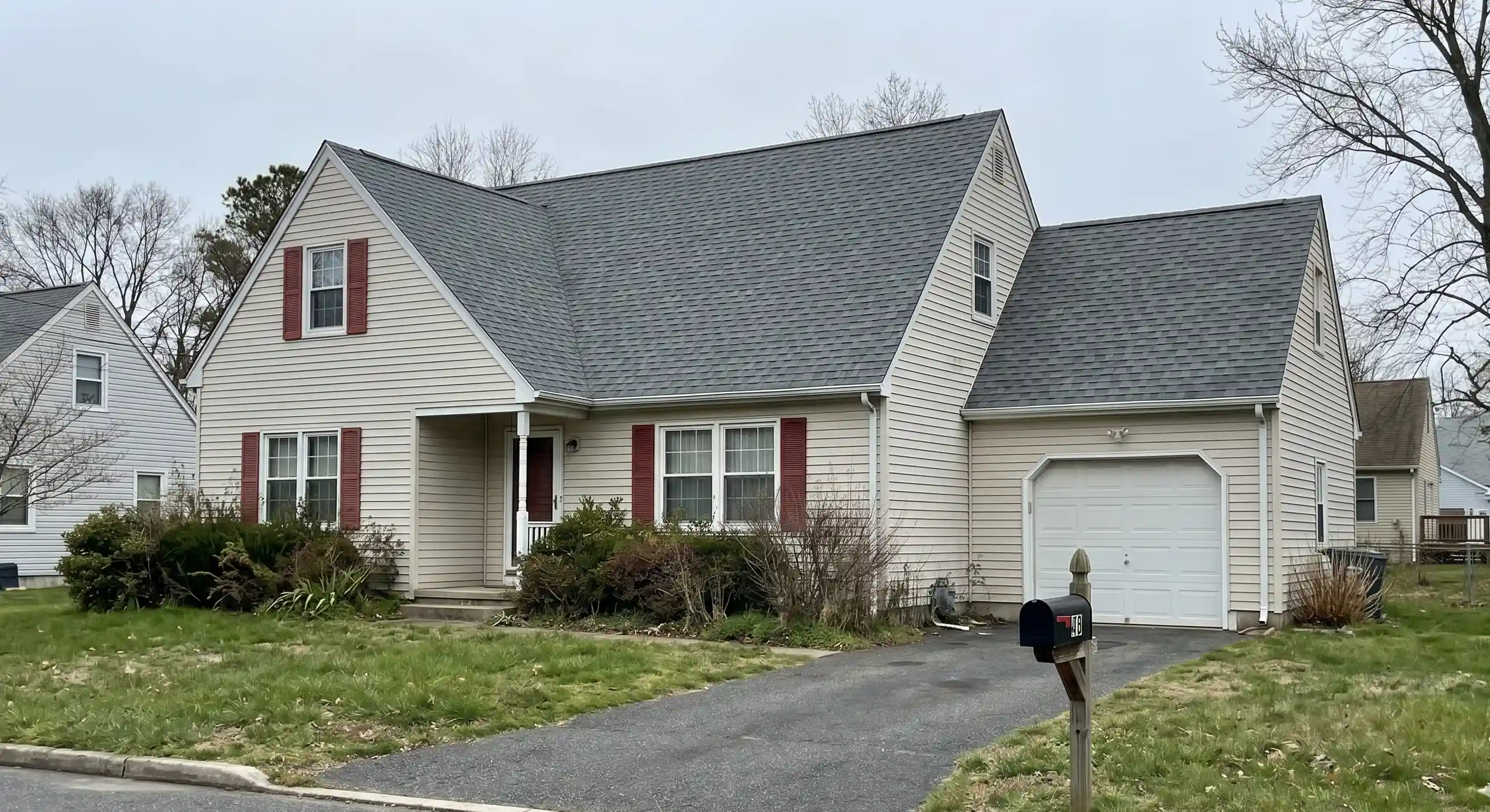 New architectural shingle roof after full replacement